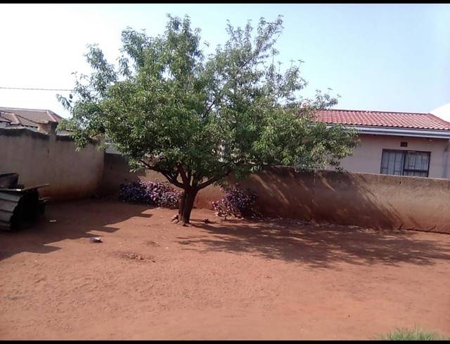 2 BEDROOM HOUSE FOR SALE IN KATLEHONG SOUTH